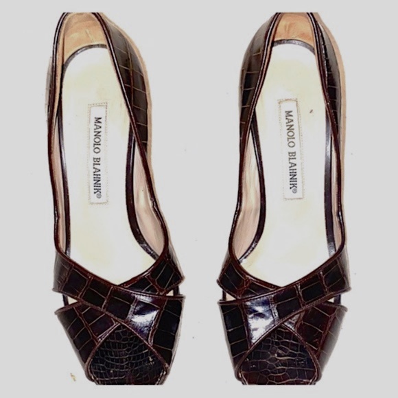 Alligator Manolo Blahnik patent alligator leather heels - Picture 1 of 5